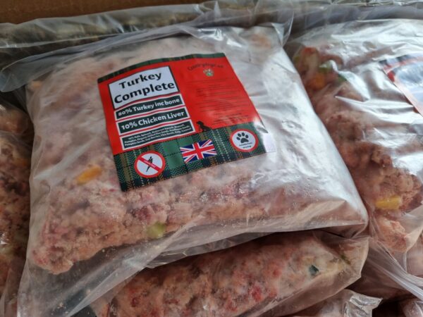 RAW DOG FOOD COMPLETE PREMIUM TURKEY 1KG